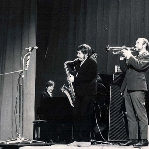 Bird Curtis Quintet 的头像