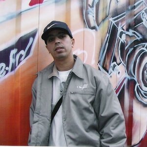 Lotfi Double Canon 的头像