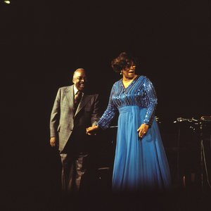 Ella Fitzgerald & Count Basie için avatar