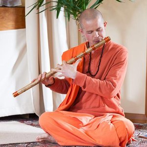Madhuram 的头像