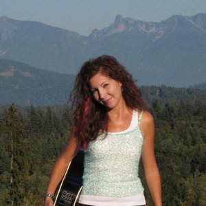 Avatar di Deanna Cartea
