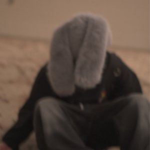 Avatar for bunni below