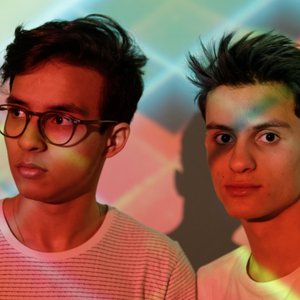 Dawn & Prax 的头像