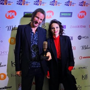 Anna Calvi & Nick Launay 的头像
