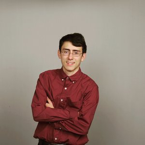 Ethan Rivers 的头像