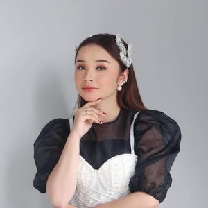 Tasya Rosmala Adella 的头像