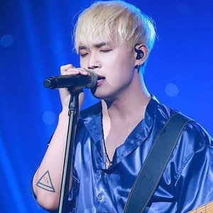 Zdjęcia dla '현식'