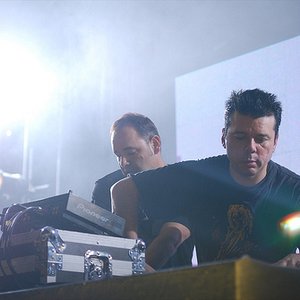 The Crystal Method feat. Justin Warfield 的头像