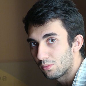Elnur Valeh 的头像