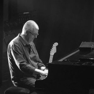 Henri Roger 的头像