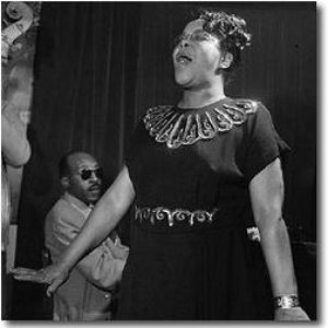 Bertha "Chippie" Hill acc. by Louis Armstrong and Richard M. Jones 的头像