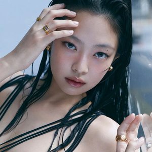 Jennie のアバター