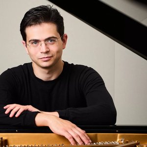 Ariel Lanyi 的头像