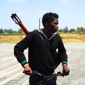Bongeziwe Mabandla 的头像