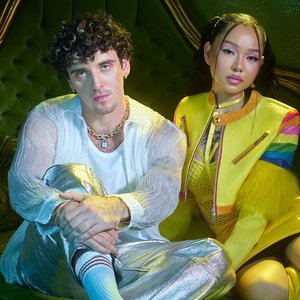 Bella Poarch & Lauv 的头像