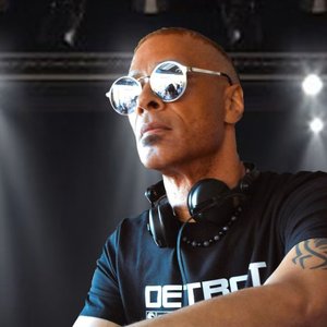 Drivetrain 的头像