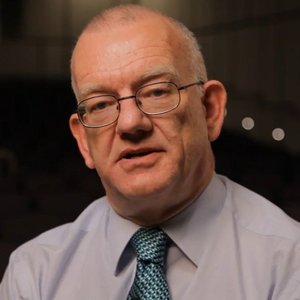 Stephen Davies 的头像