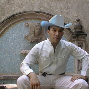 Adrian Madrid 的头像