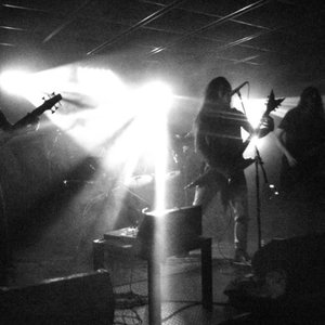 Dwellnought 的头像