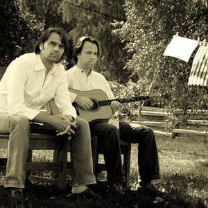 Mielavs un Pārcēlāji photo provided by Last.fm