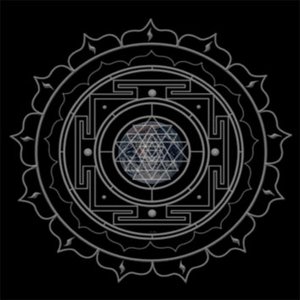 “PAAMAYIM NEKUDOTAYIM”的封面