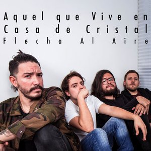 Aquel Que Vive en Casa de Cristal