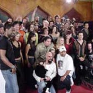 Imagen de 'Brian McKnight, Mya, Nate Dogg, Sonny Sandoval, Jacoby Shaddix, FeFe Dobson, Pete Loeffler, Ben Jelen & Ben Moody'