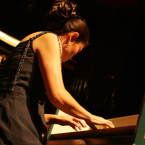 山根ミチル photo provided by Last.fm