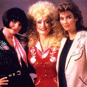 Dolly Parton; Emmylou Harris; Linda Ronstadt 的头像