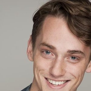 Michael Thomas Grant 的头像