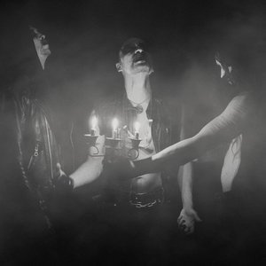 Azoth 的头像