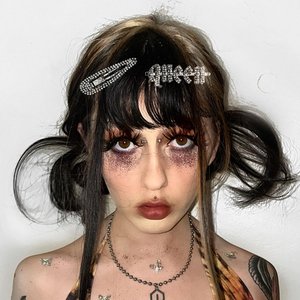 ylliy 的头像