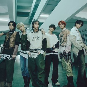 Immagine per '威神V'