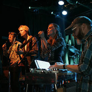 Hoedown photo provided by Last.fm