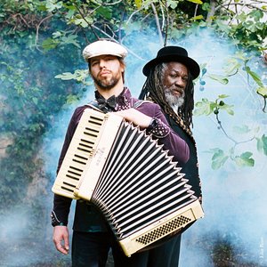 Awatar dla Winston McAnuff & Fixi