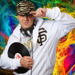 Avatar for Dj Elf Shakil