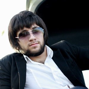 elbrus djanmirzoev 的头像