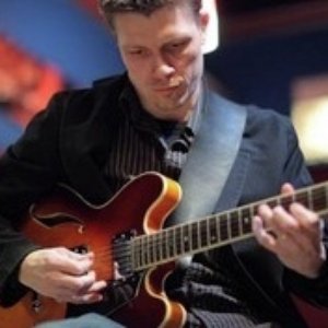 Scott Hesse Trio 的头像