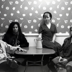 Throwing Muses photo provided by Last.fm
