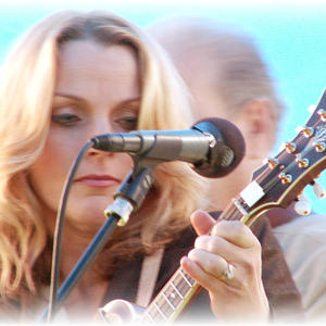 Rhonda Vincent