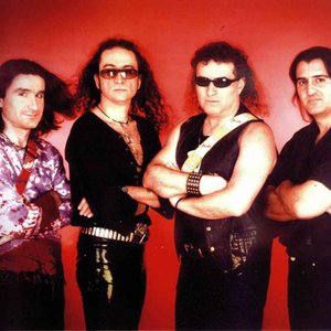 El Yunque Contra El Martillo — Zarpa | Last.fm