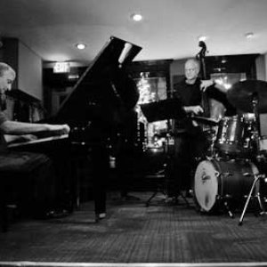 Armen Donelian Trio 的头像