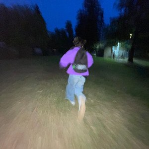 Astrovsthewrld 的头像