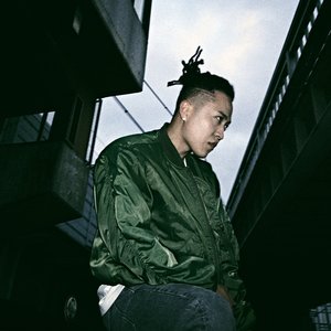 Curlly 的头像