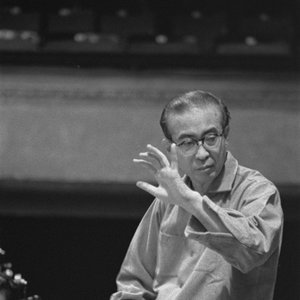 近衛秀麿 için avatar