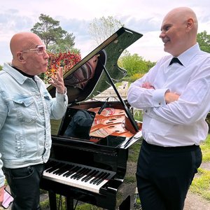 Immagine per 'Billy Corgan & Mike Garson'