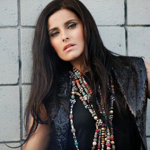 Nelly Furtado, The Kenyan Boys Choir 的头像