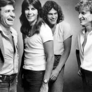 Pat Travers Band photo provided by Last.fm