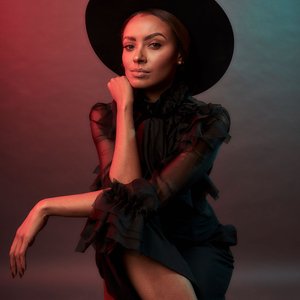 Kat Graham için avatar