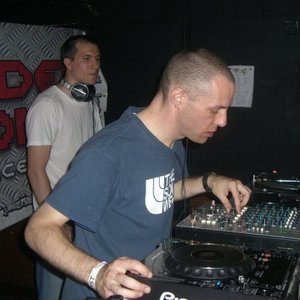 The DJ Producer & Deathmachine 的头像